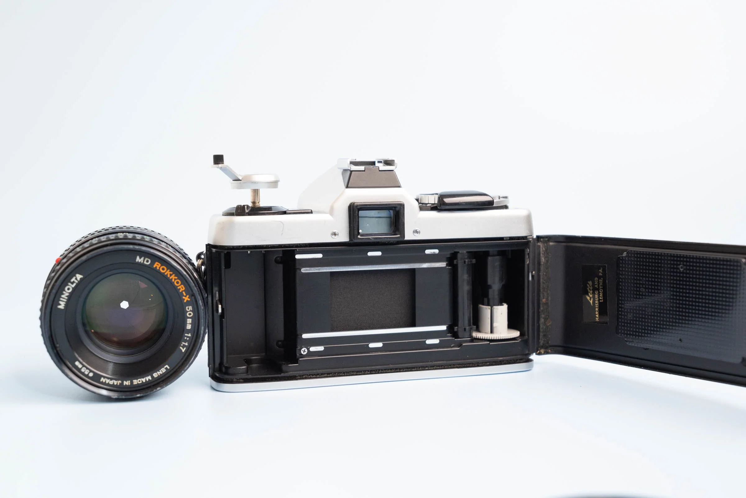 Minolta XG-7 35mm SLR Film Camera with Minolta MD Rokkor X 50mm F